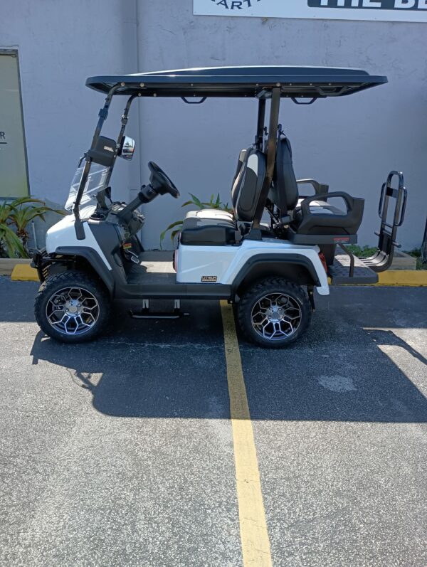 2025 Evolution D5 Maverick 2+2+ - Lithium - Image 2