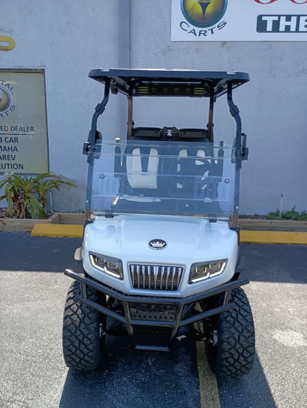 2025 Evolution D5 Maverick 2+2+ - Lithium