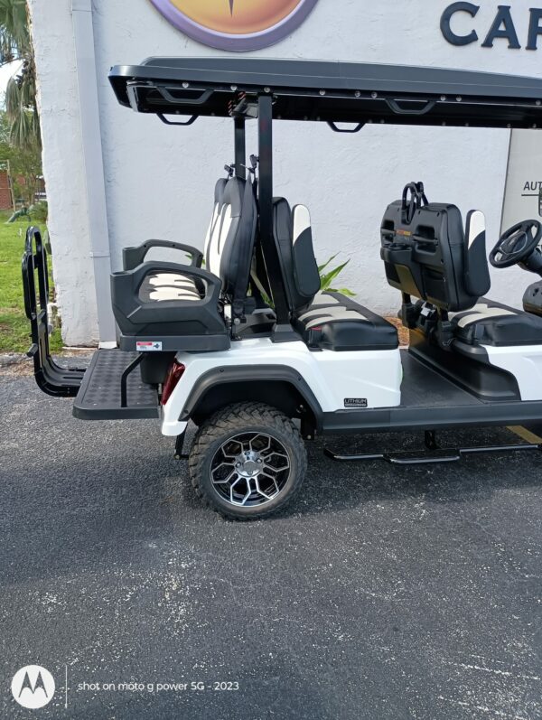 2025 Evolution D5 Maverick 4+2 Plus with Lithium - Image 4