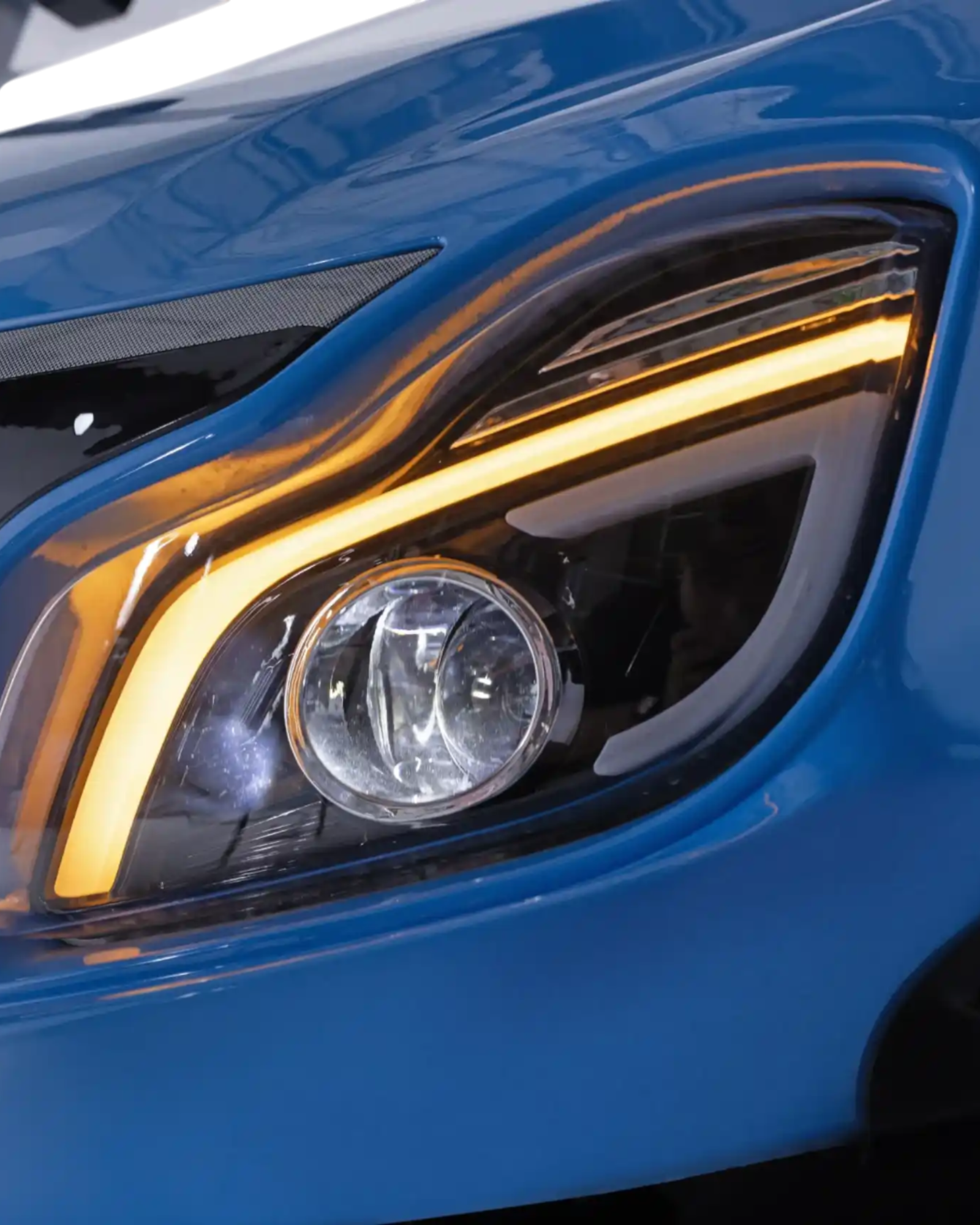 2025 Solana XA 4 Forward - Lithium - Image 2